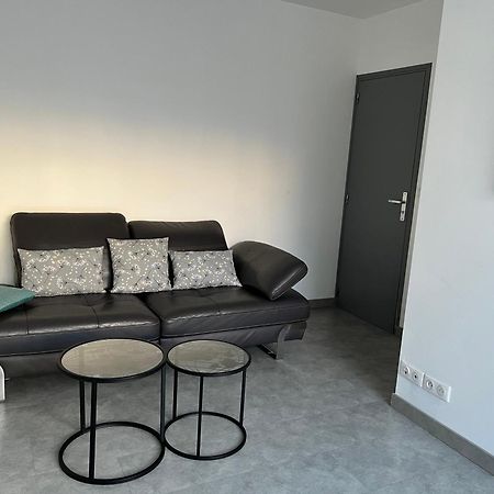 Chambre Avec Salle D'Eau Privee Dans Appartement Partage 200 M Du Tram Montpellier Kültér fotó